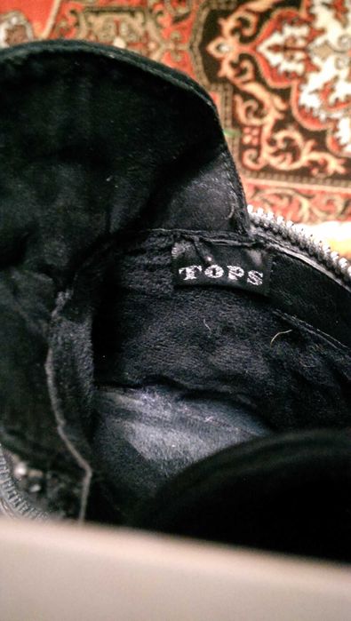 Женские стильные кожаные ботинки с молниями 38р. в отличном состоянии