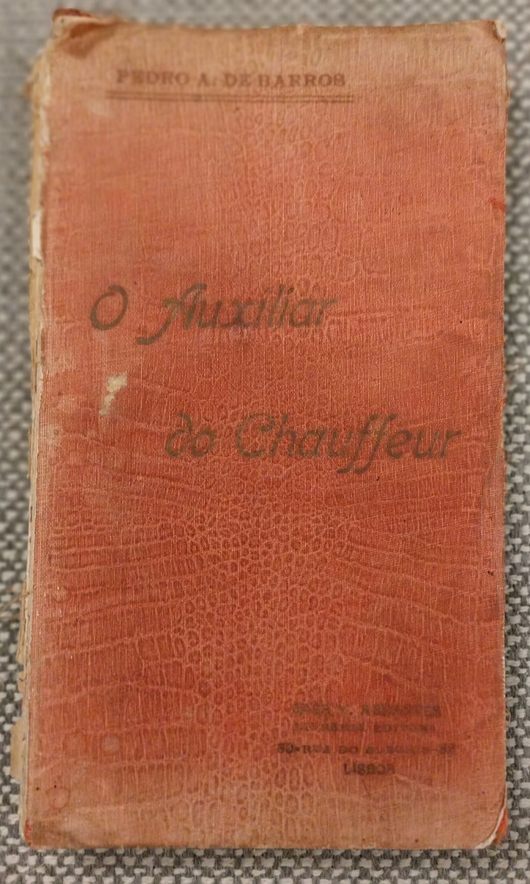 Vendo livro "O Auxiliar do Chauffer" de 1920