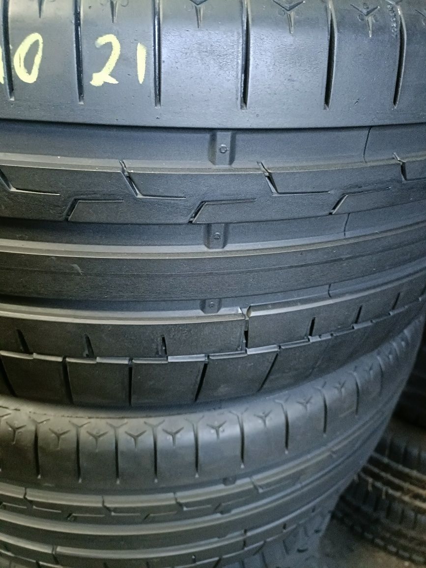Pneus 255/40/21 XL