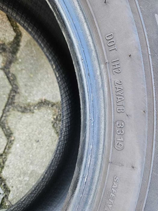 Opony Kumho 225 / 60 / 17 - wysokość bieżnika 7,5-8mm - jak nowe