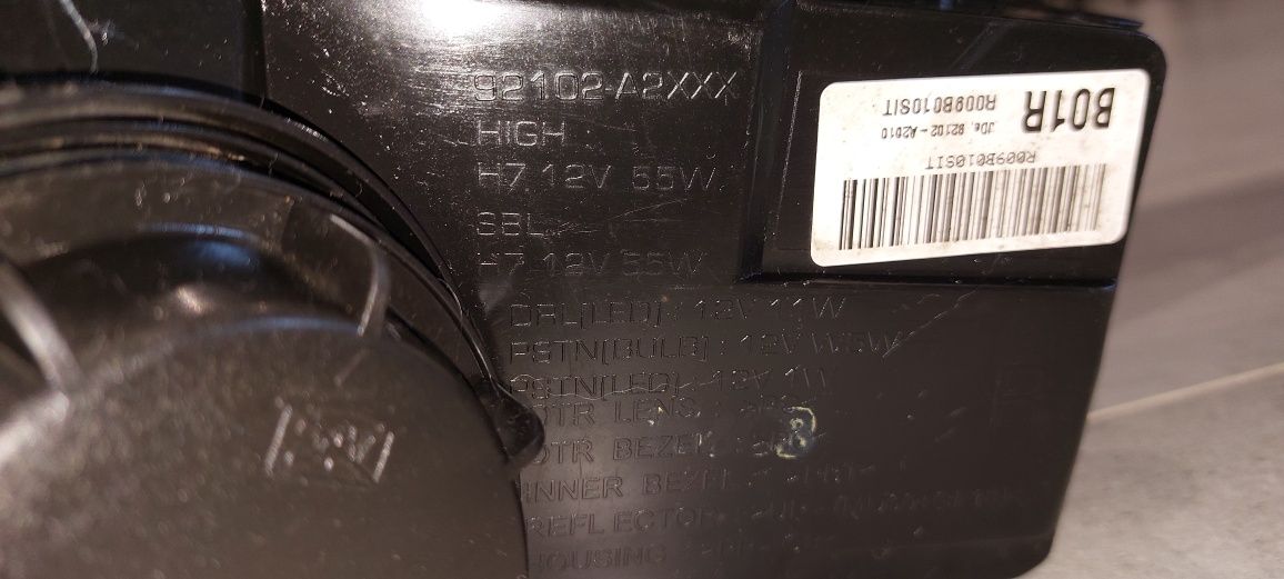 Reflektor Kia Ceed 92101 A2 A01L B01R Prawa Lewa