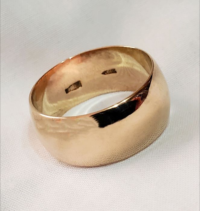 Кольцо обручальное в золотом цвете с пробой советского периода ссср