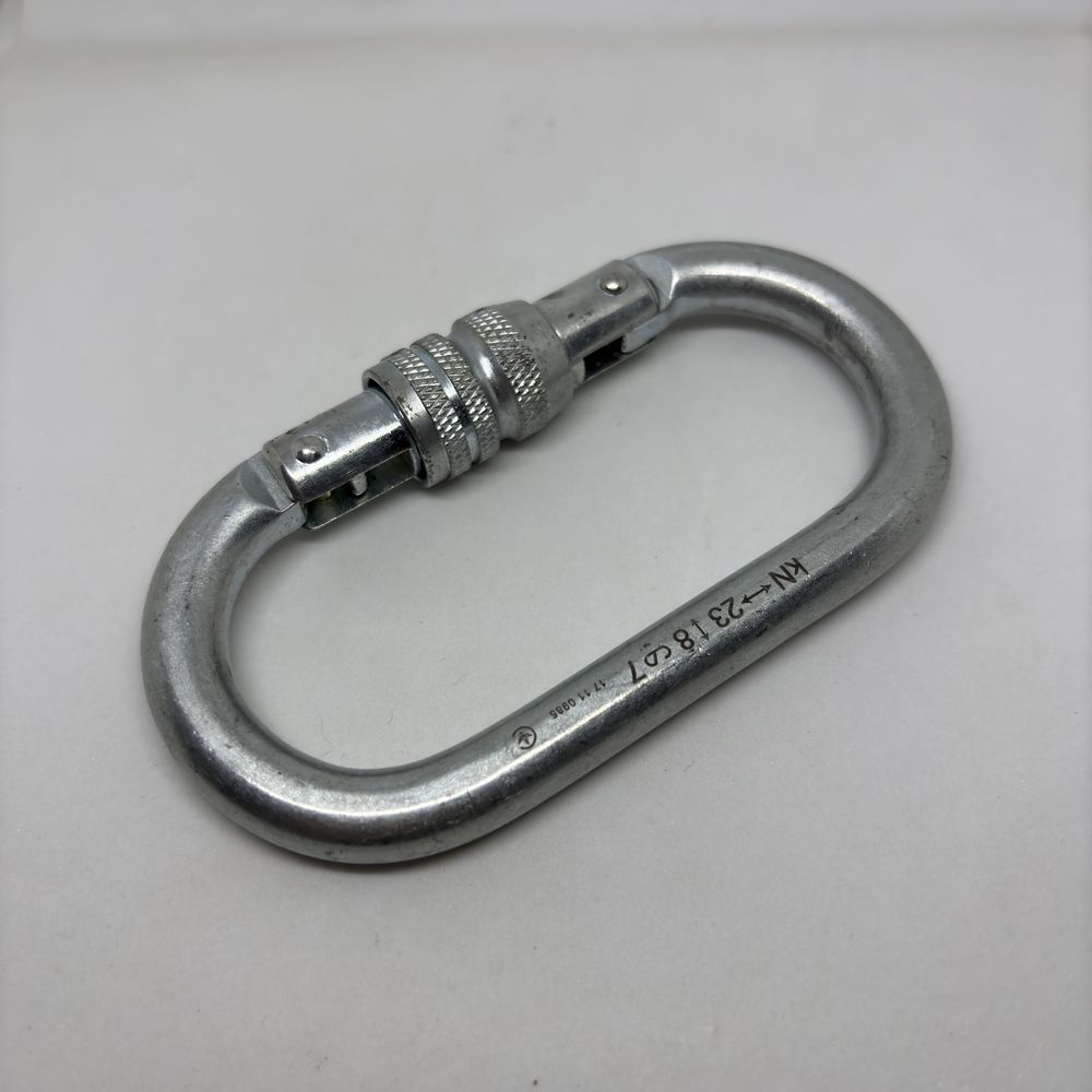 Карабін сталевий First Ascent Oval 23kN KeyLock (FA 8003)