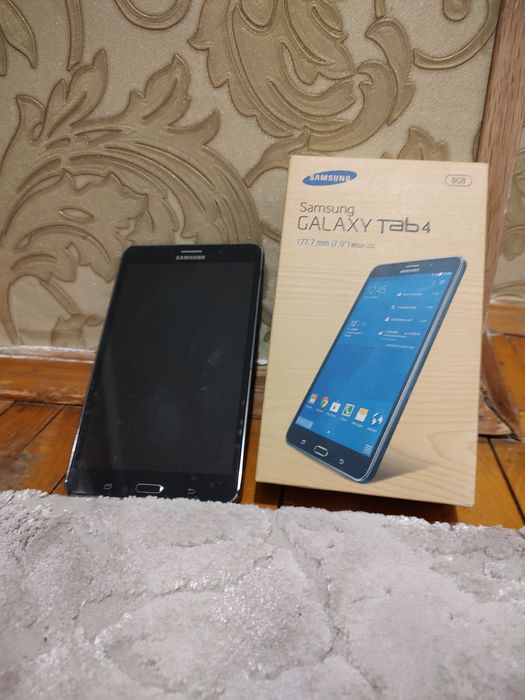 Планшет Samsung Galaxy Tab 4