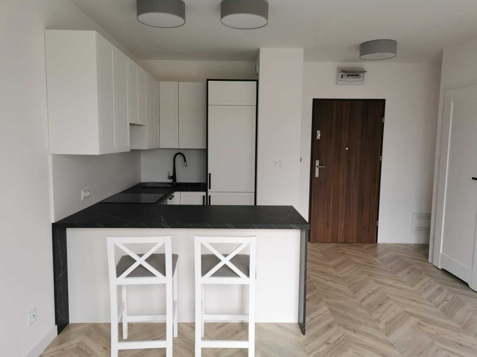 2 pokoje 36m2, oś. Piaski , balkon 14m2