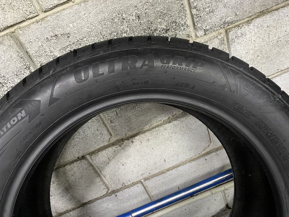 Зимові шини 235/55 R19 (105V) GOOD YEAR