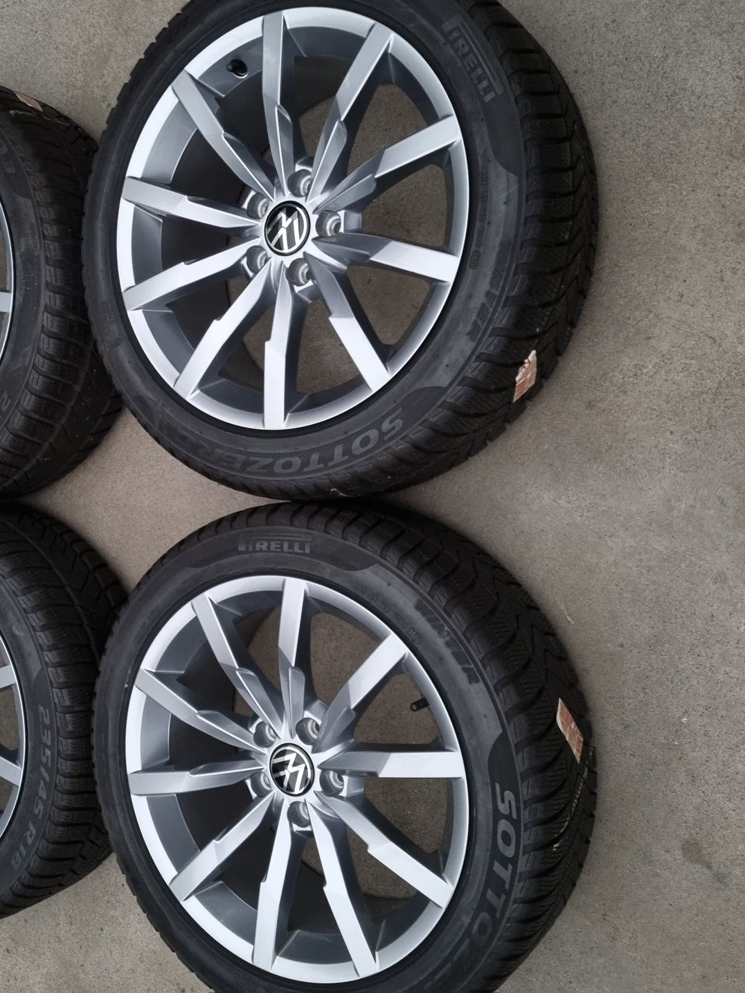 Koła Zimowe Alu 18" VW Passat B8 5x112 SuperStan Oryginalne