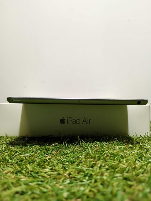 Apple iPad Air 1 (A1474/16 ГБ/Bat 100%) (3)