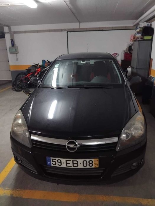 Vende-se Opel Astra a Gasóleo