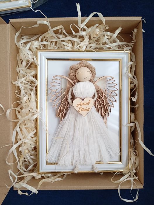 Pamiątka komunii. Makrama