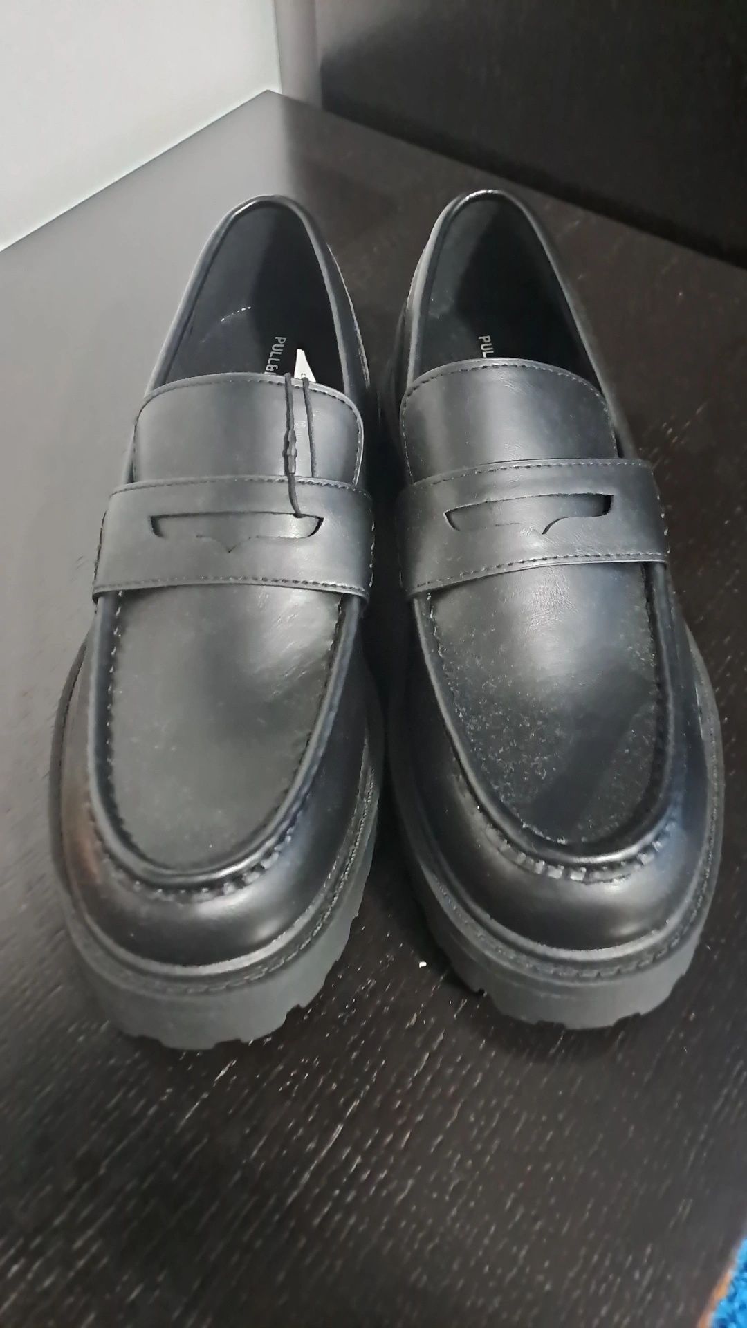 Mocassins pretos da pull&bear