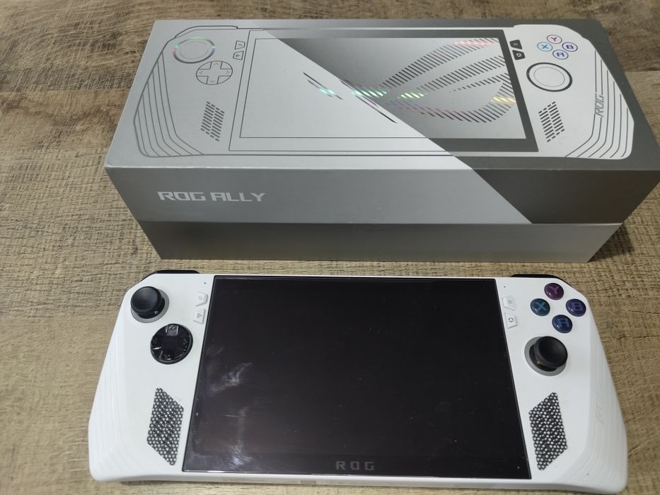 Asus rog Ally, wymienię na steamdeck lub rog phone