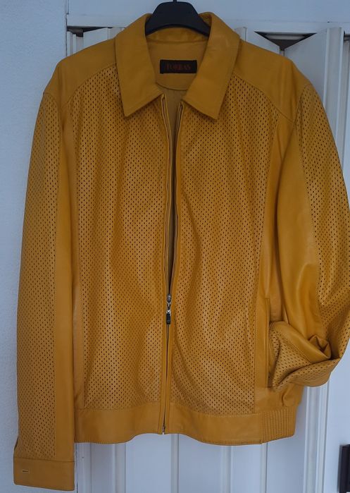 Суперская кожаная фирменная куртка