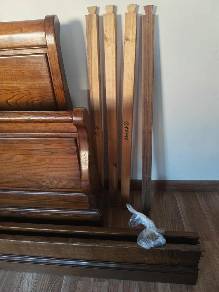 OPORTUNIDADE Cama Completa + Estrado em madeira de Castanho (Valor Ne