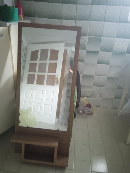 Дзеркало настінне