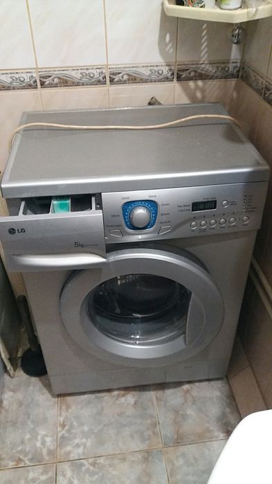 Стиральная машина lg -80155nup (серый металик).