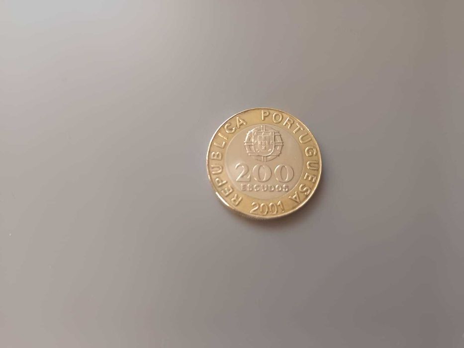 Moeda Comemorativa 200$00 - Garcia de Orta (2001)