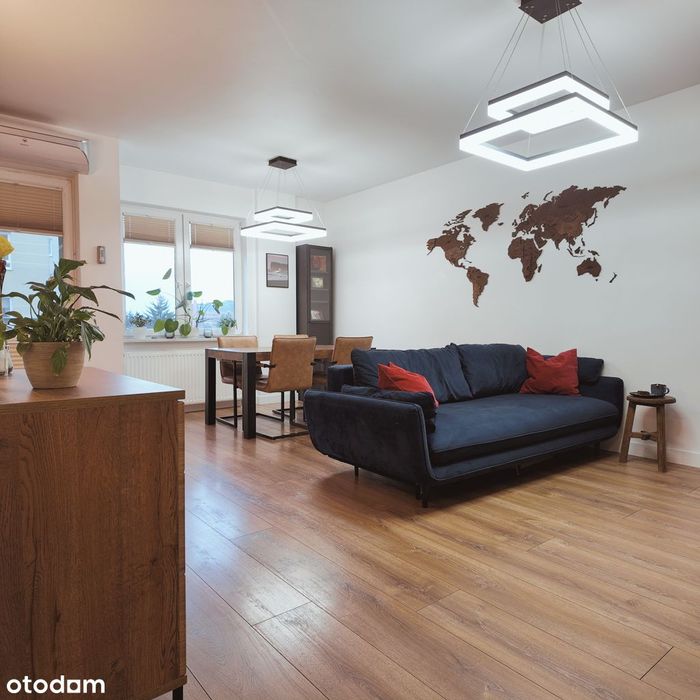 Sprzedam przestronne 3-pokojowe mieszkanie z widokiem na centrum.