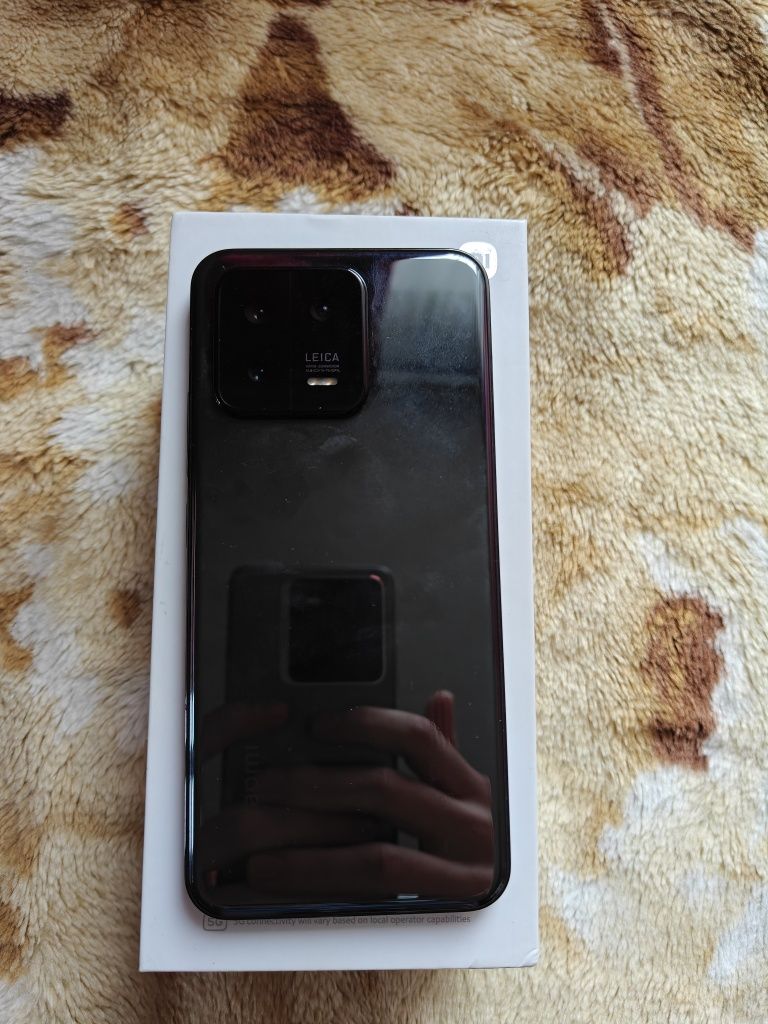 Xiaomi 13 8/256 флагман