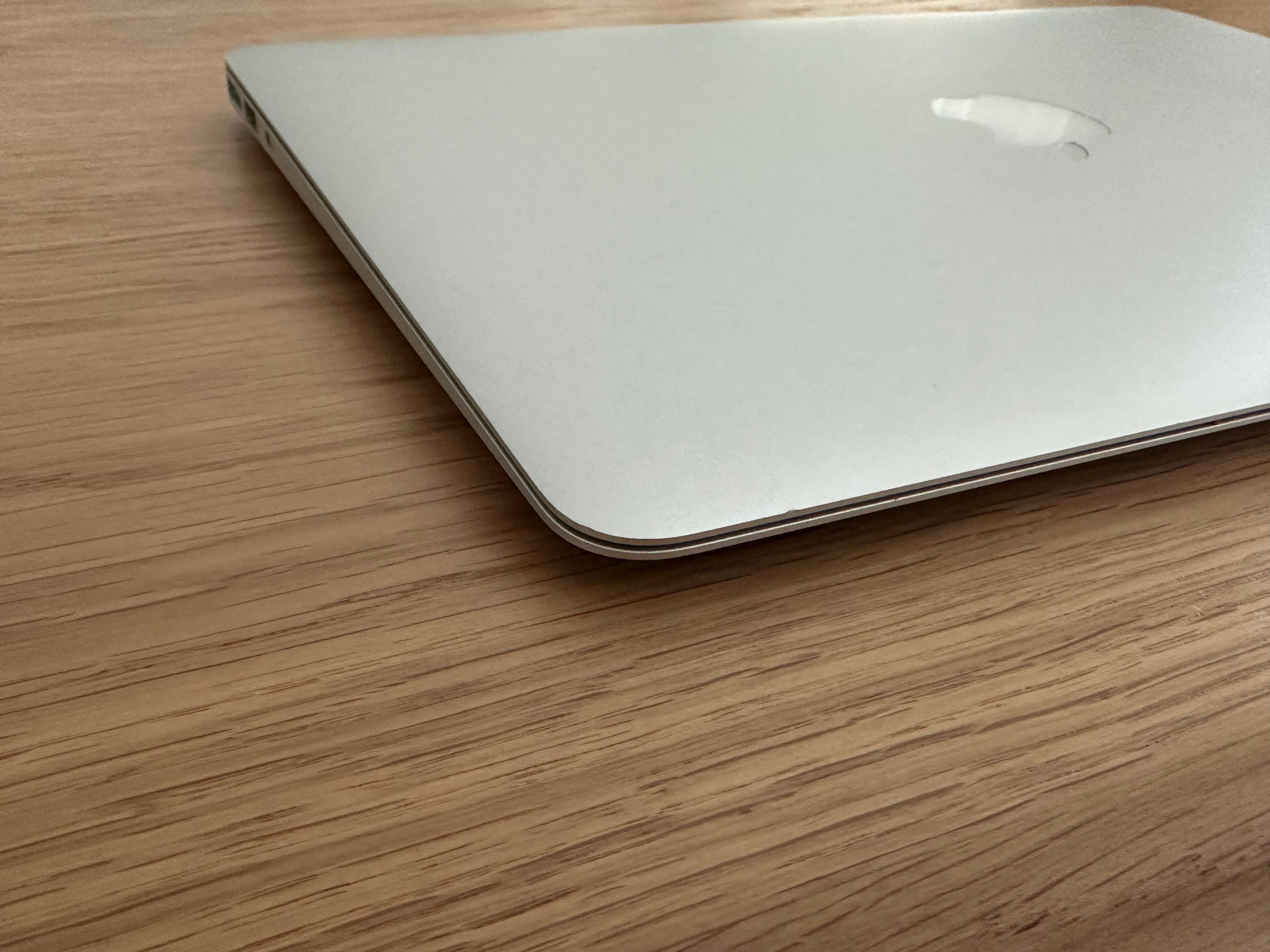 MacBook Air 13’’ 2017