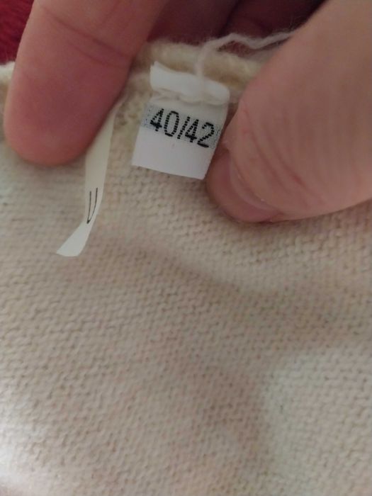 Продам новий жіночий светрик