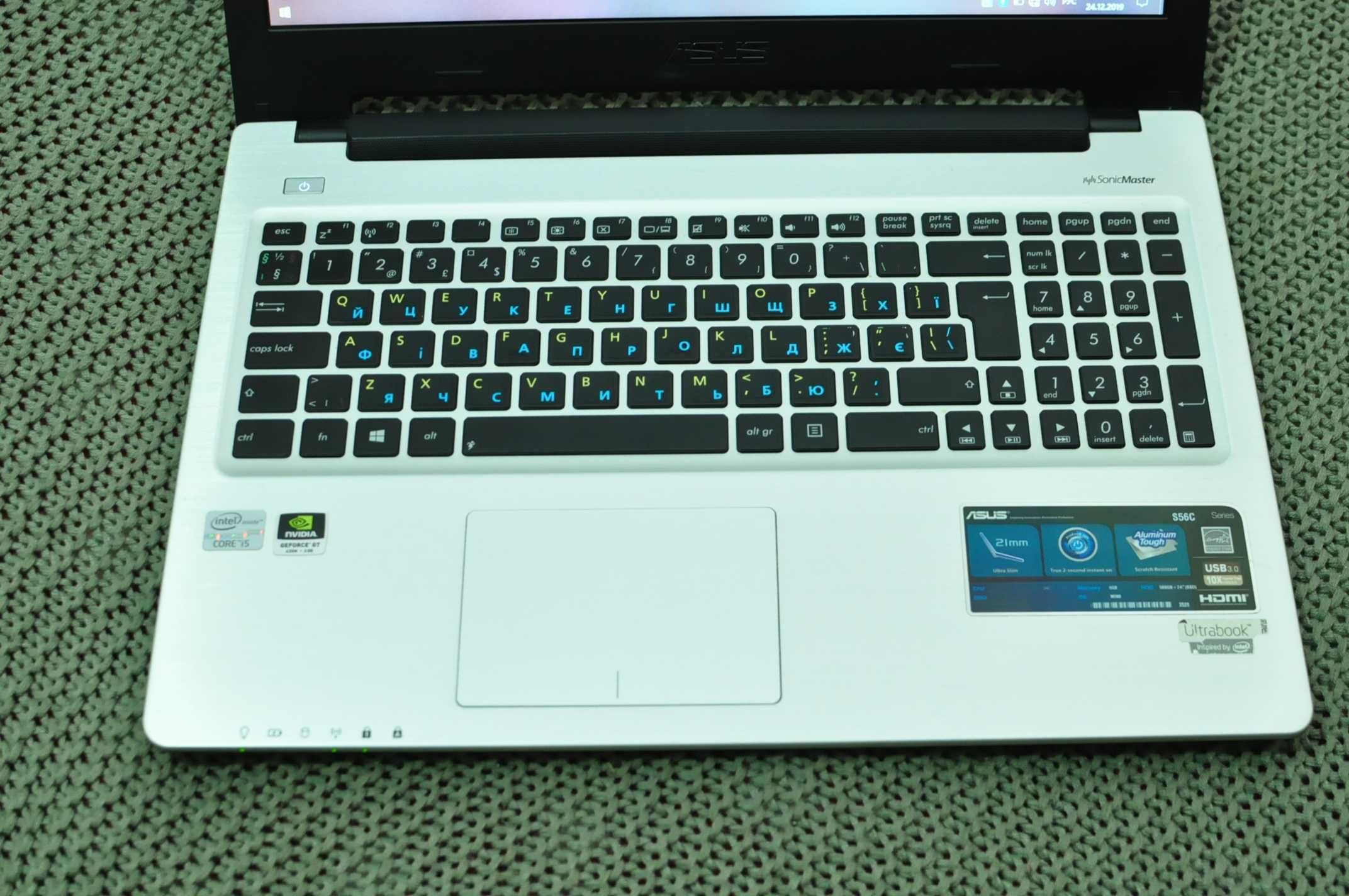 Игровой ноутбук Asus S56 (Core i5/8GB/SSD+HDD/GeForce 635m-2Gb)