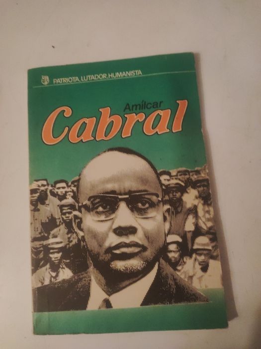 Livro de coleção de Amilcar Cabral