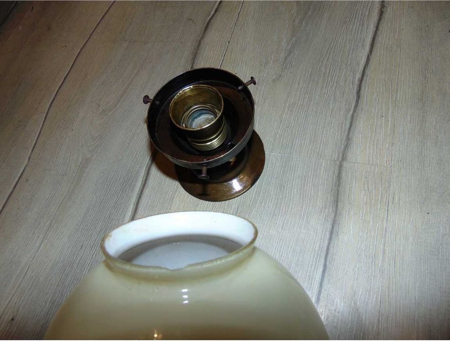 Przedwojenny mosiężny plafon,lampa