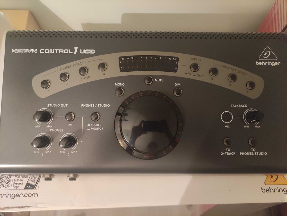 Mesa de som behringer