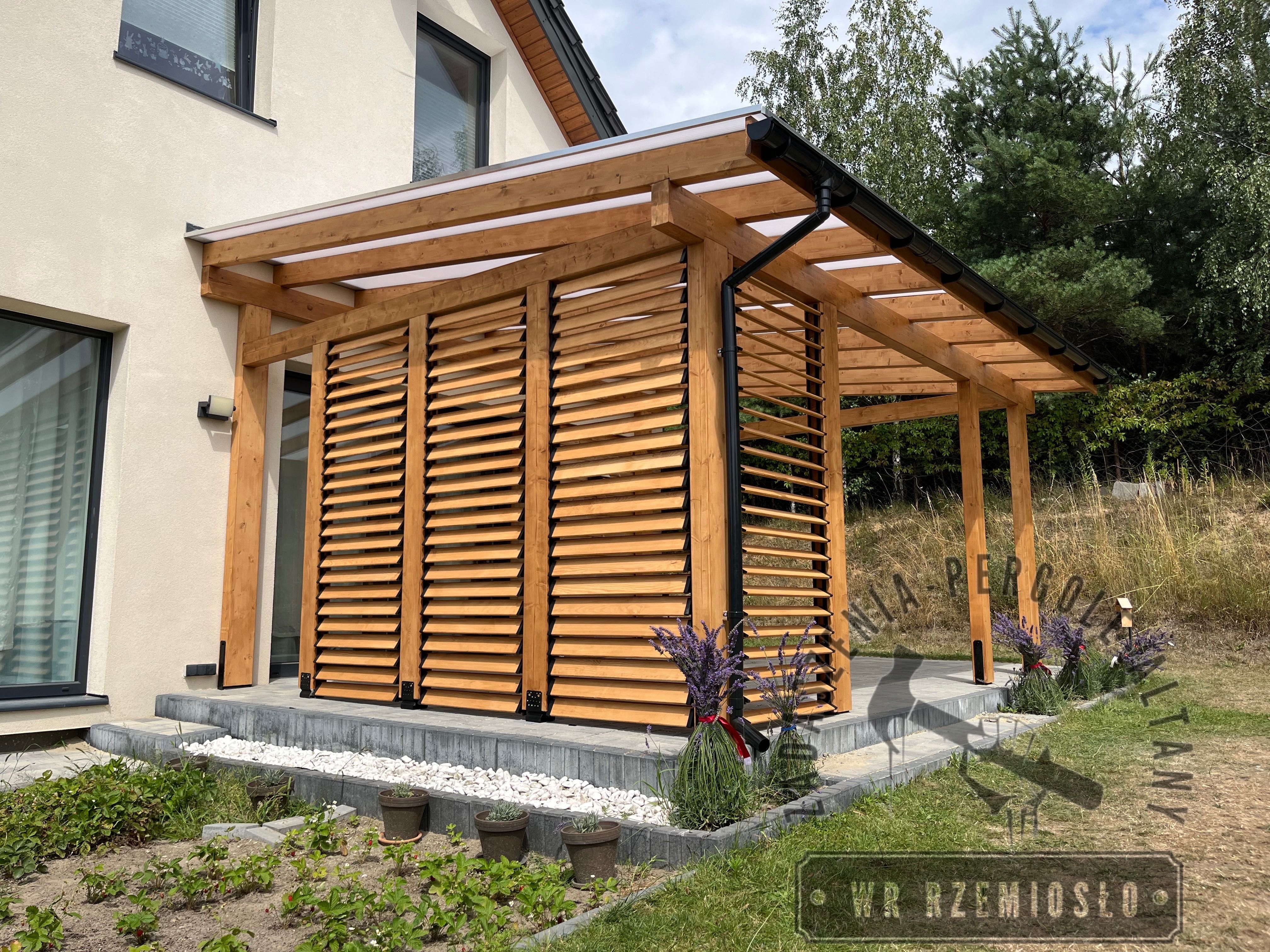 zadaszenie tarasu/wiaty/place zabaw/taras drewniany/pergola