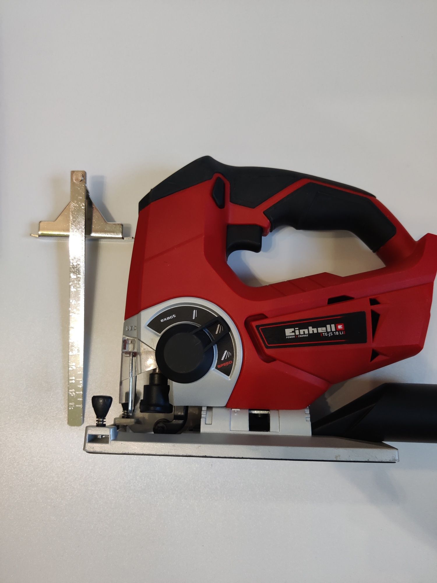 Wyrzynarka bezprzewodowa Einhell TE-JS 18V