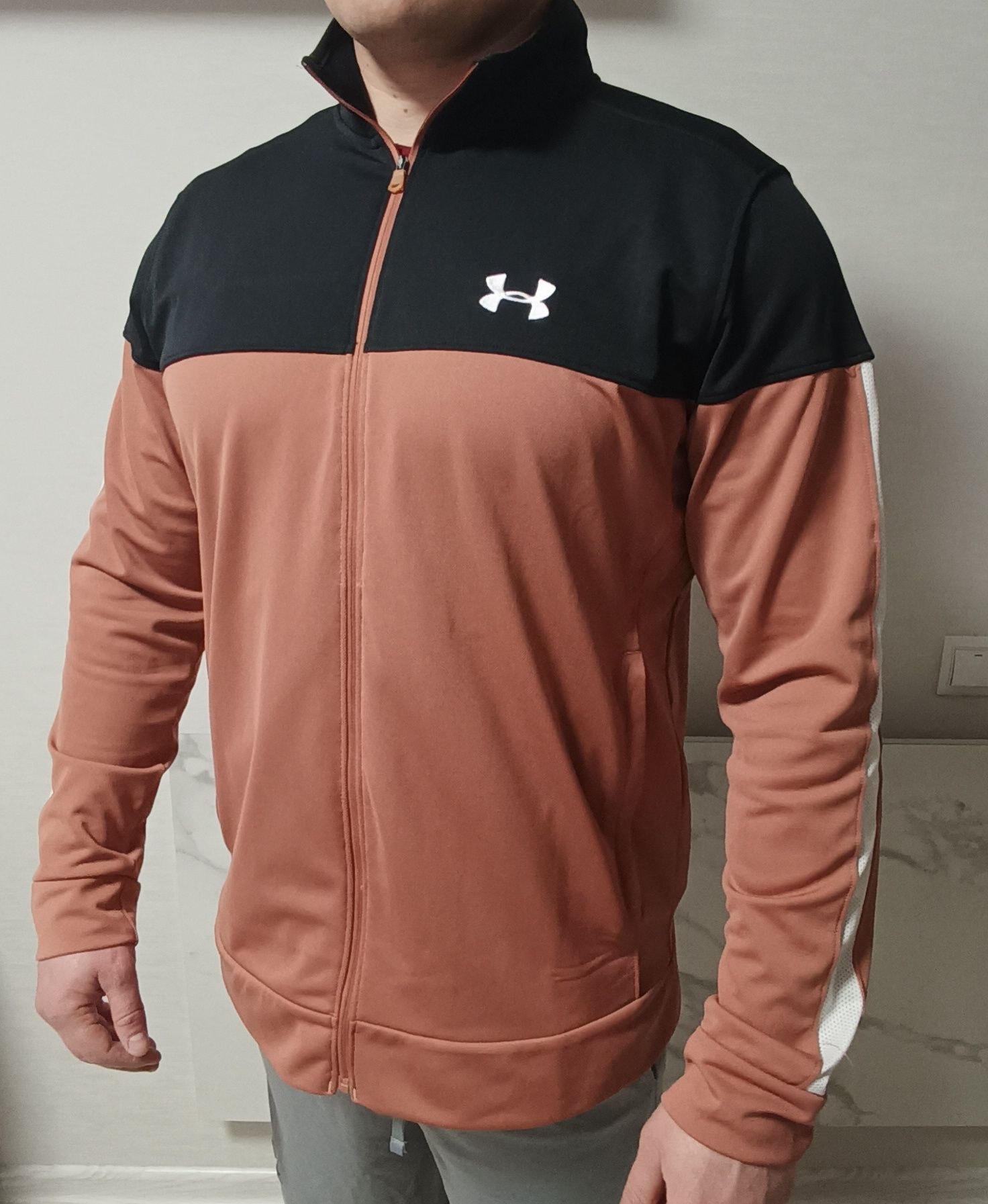 Under Armour ( розмір М)