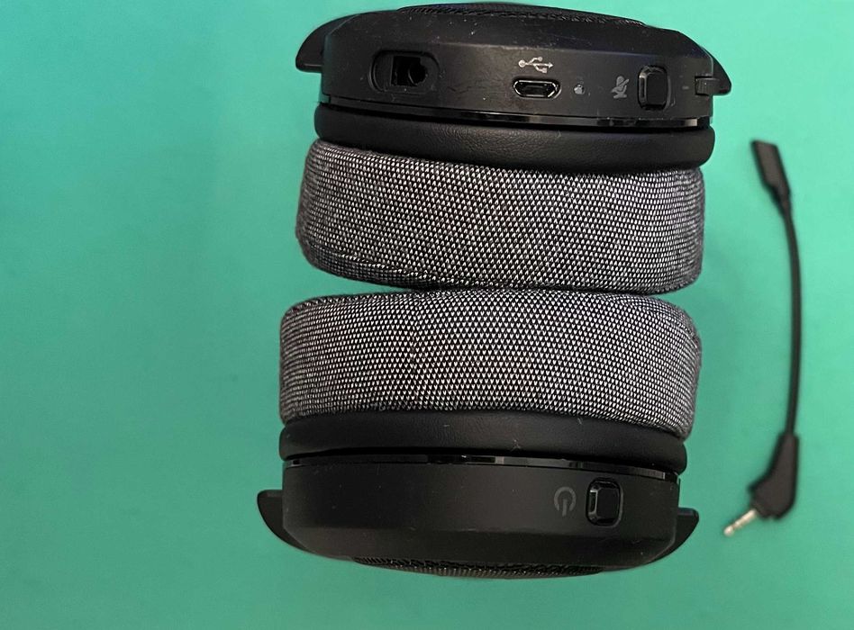 Słuchawki bezprzewodowe gamingowe Corsiar HS70 pro carbon