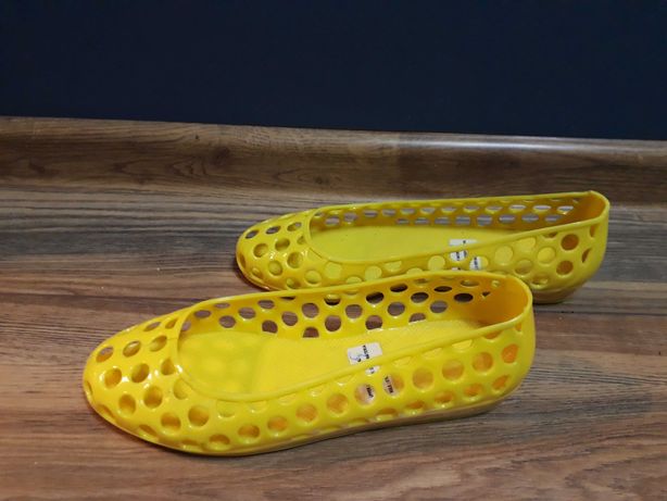 Buty plastikowe żółte rozm 37