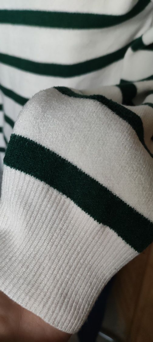 Biały sweter w zielone paski Primark S XS