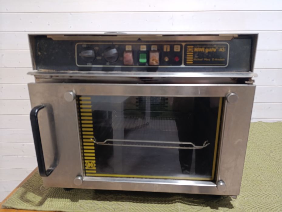 Piec konwekcyjno-parowy MIWE-GUSTO.