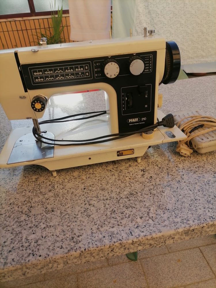 Maquina costura