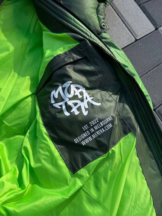 ‼️ЦІНУ ЗНИЖЕНО‼️ Пуховик Mertra (реагує на дотик,змінює колір,мертра)