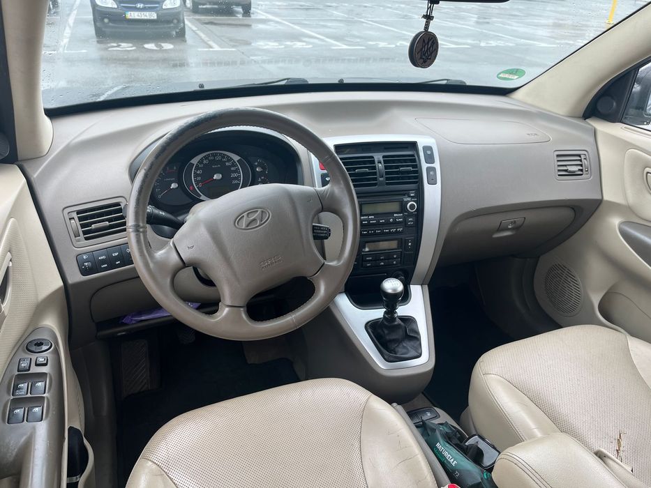 Продам хюндай туксон 2.0 д