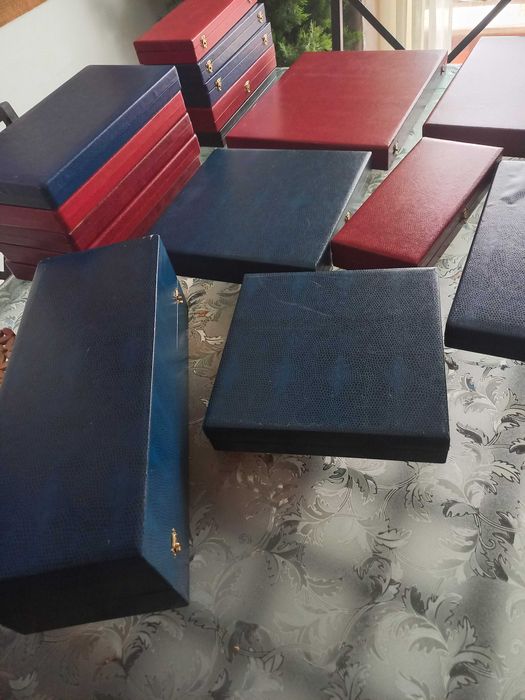 1 conjunto de 6 facas de sobremesa em prata Portuguesa.