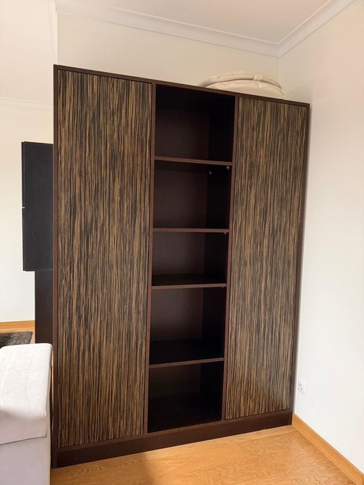 Armário de sala de estar