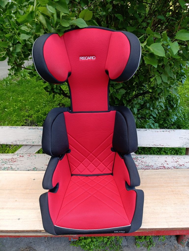 Автокрісло Recaro Milano  + система кріплення Isofix