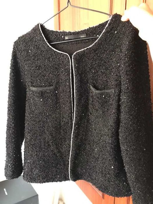 Casaco tweed Sfera. tamanho M com lantejoulas