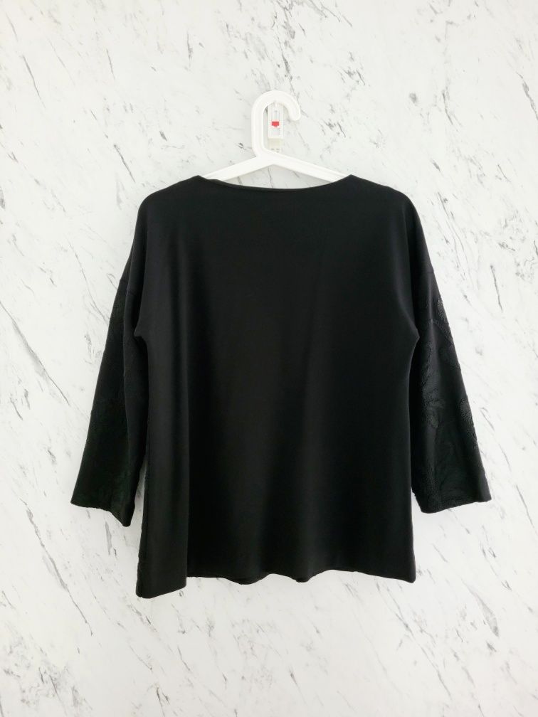 Bluza 34 XS oversize z wyszywanymi kwiatami haft rękawy ¾ minimalizm b