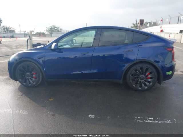 Tesla Model Y Performens Dual Motor All-Wheel Drive2022 /