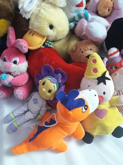 Іграшки дитячі мягкі.