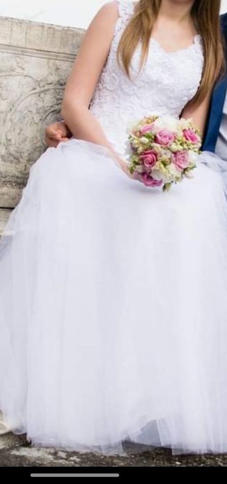 Suknia ślubna rozmiar S