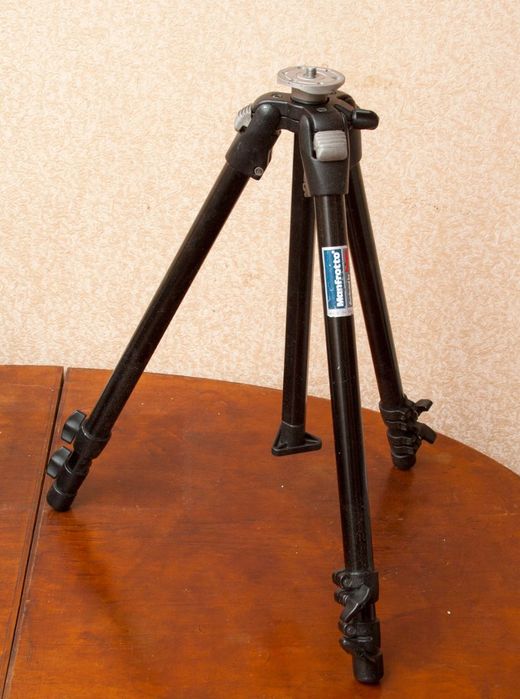 Штатив Manfrotto 190DB  (Bogen 3001BN)