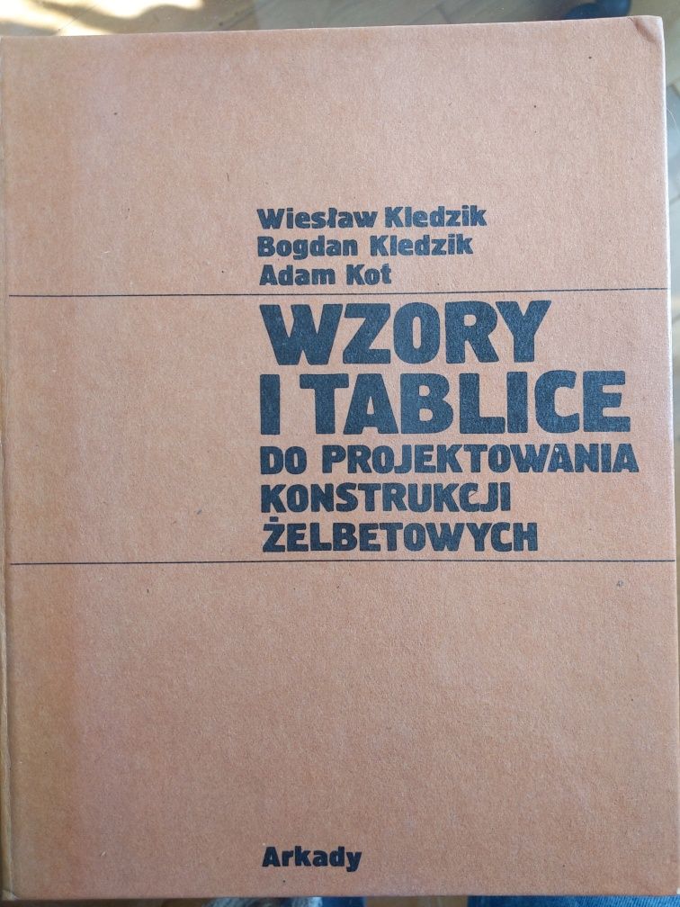 Wzory i tablice do projektowania konstrukcji żelbetowych