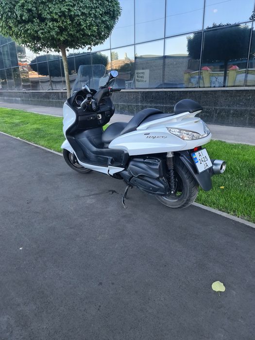 Продам Ямаха  Маджесті.